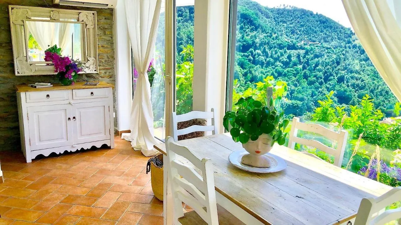 Bed and Breakfast Casa Bacli' - Il Sole Montignoso Bed & Breakfast